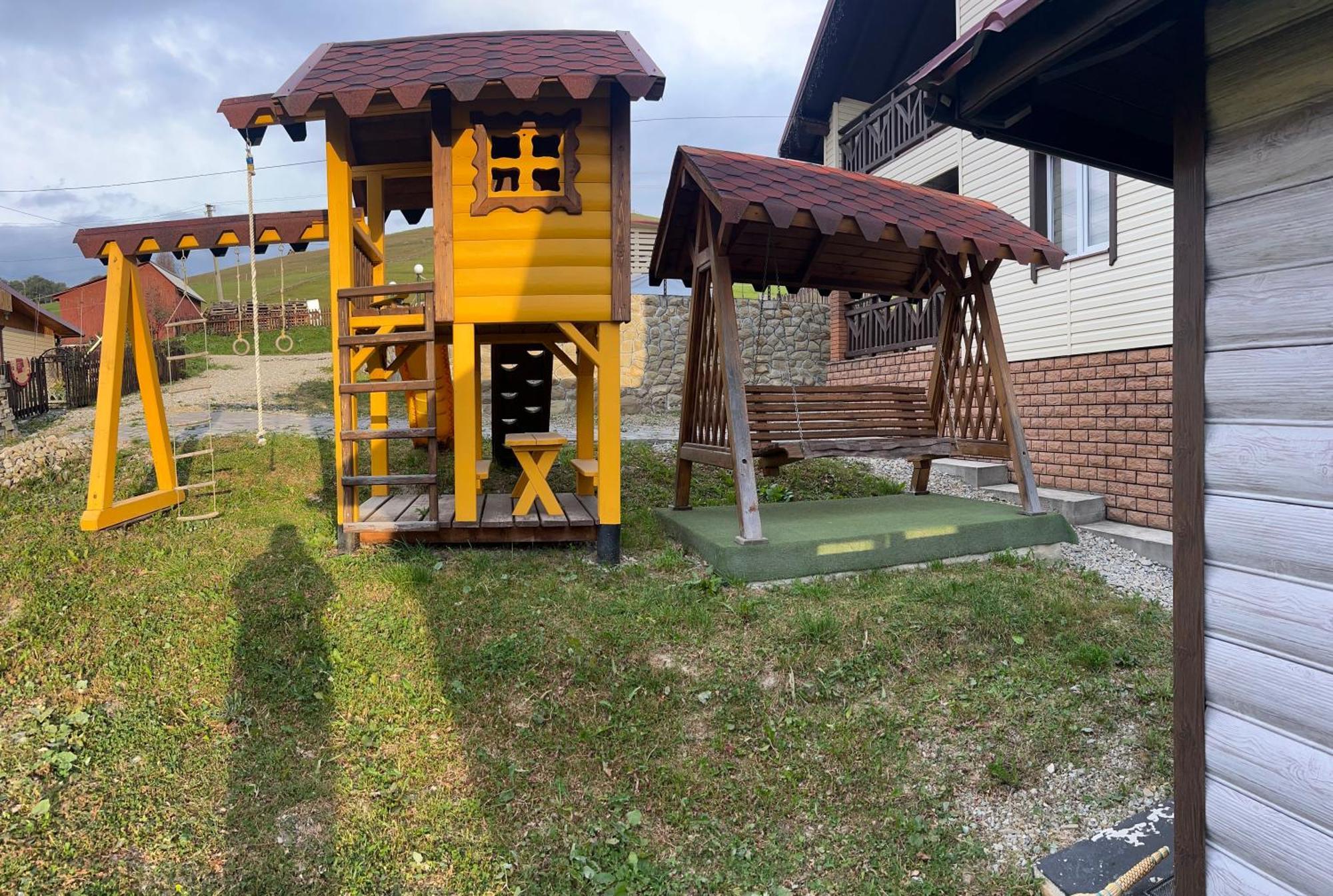 Bee House Поляниця Апартаменти Bukovel Dış mekan fotoğraf